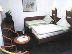 Hotel Zur Eisenbahn Rodgau Chambre photo